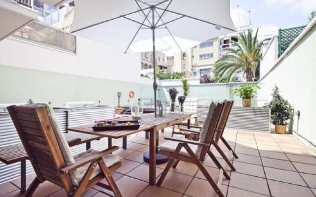 My Space Barcelona Pool Garden Apartments