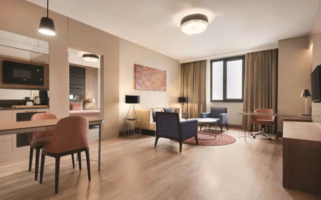 TRYP by Wyndham Istanbul Basın Ekspres