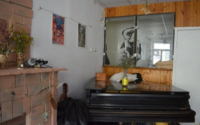 Hostel Compass