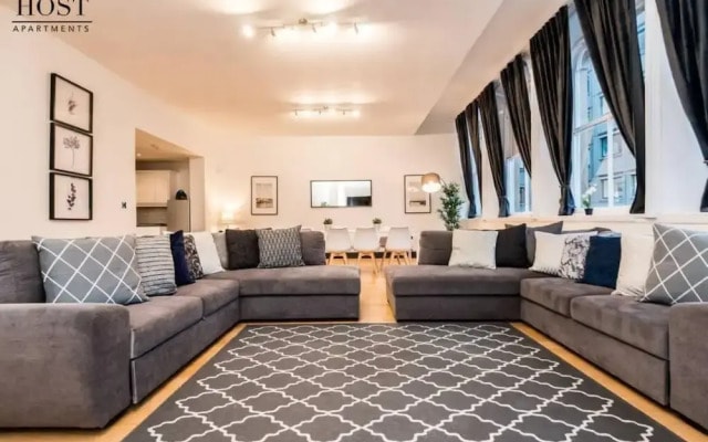Host Apartments Exchange Quarters