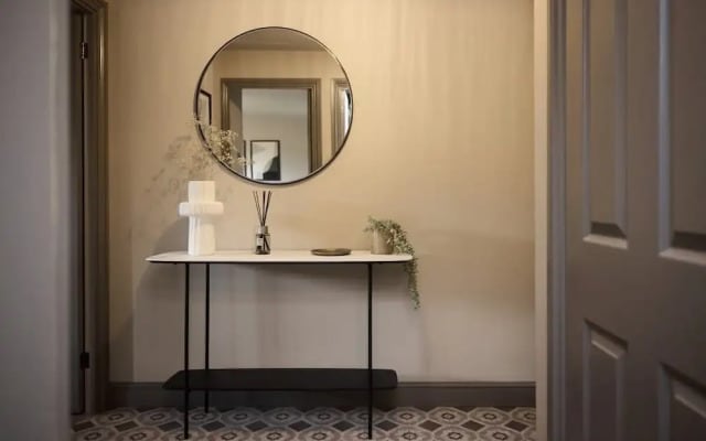 The Twickenham Wonder - Lovely 1bdr Flat With Parking