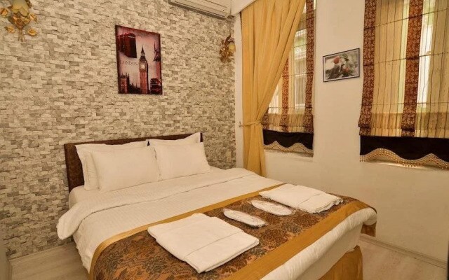 Magic House Hotel
