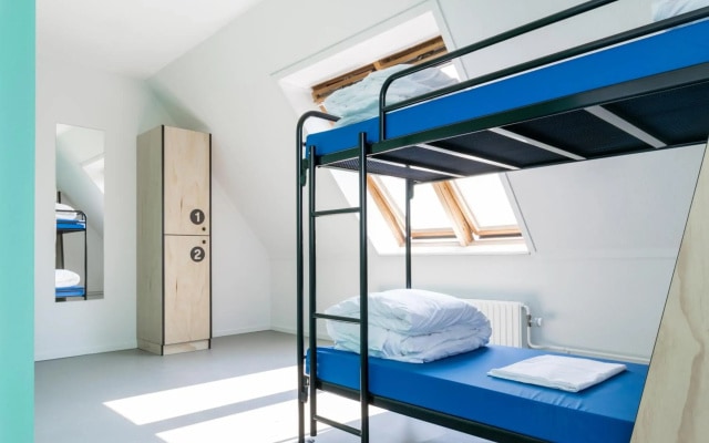 Via Amsterdam - Hostel