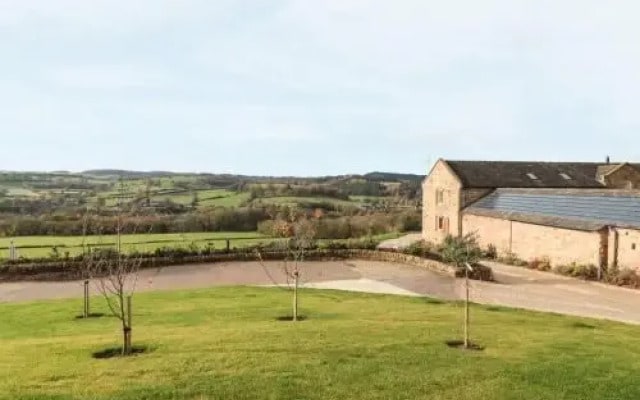 Slacks Barn