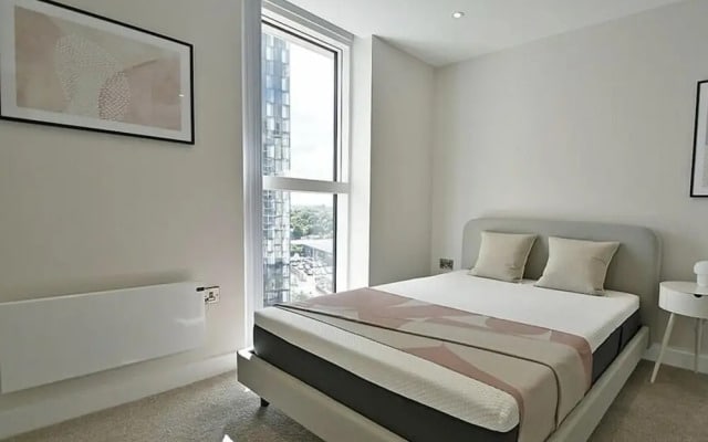 Top Floor 3-bed Penthouse in Manchester