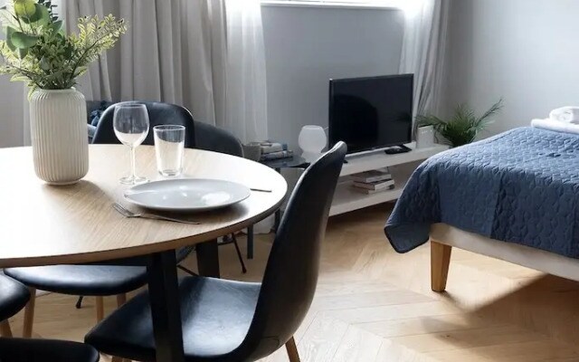 2ndhomes Beautiful & Modern Attic Studio