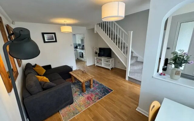 Twickenham Hideaway in London
