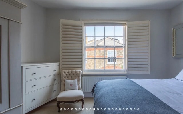 3-Bedroom Mews House with Optional Parking