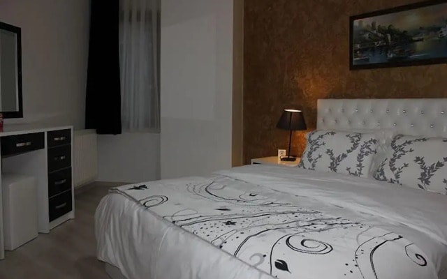 Taksim Doorway Suites