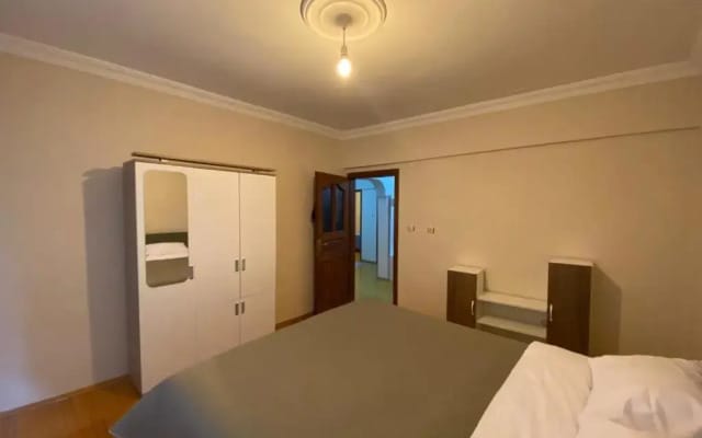 2 bedrooms central area located appartment 2 floor