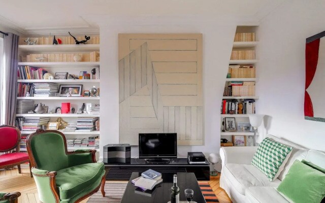 Gorgeous Flat - 3 Mins to Oberkampf Metro