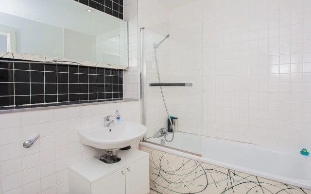 Modern 2 Bedroom Flat In West Ham