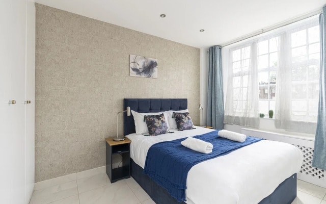 Marble Arch Apartments