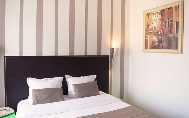 Hotel De Venise