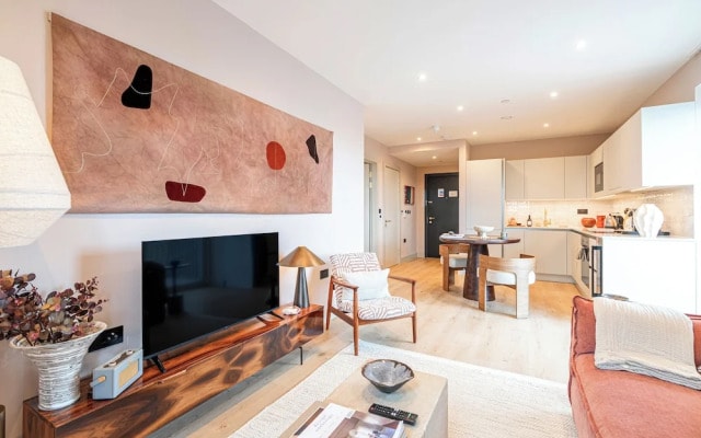 Contemporary City Escape