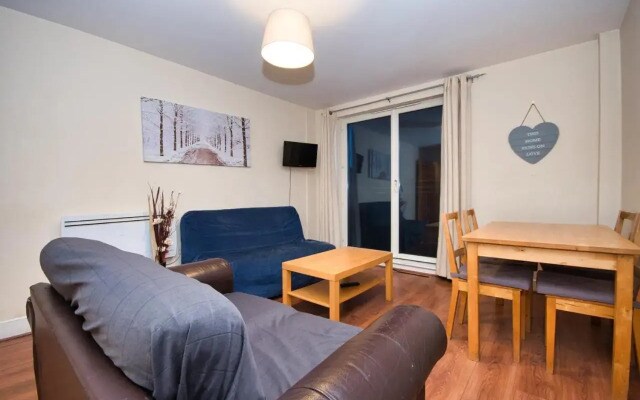BAI Amazing 5 Sleeper Flat in London Zone 2