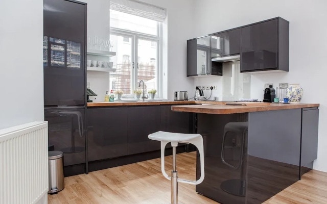 Central 2 Bedroom In West Kensington