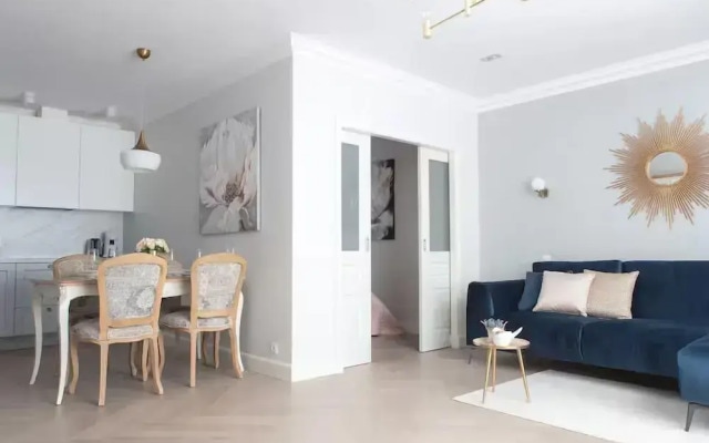 Toompea Castle 2 BR Old Town Apartment