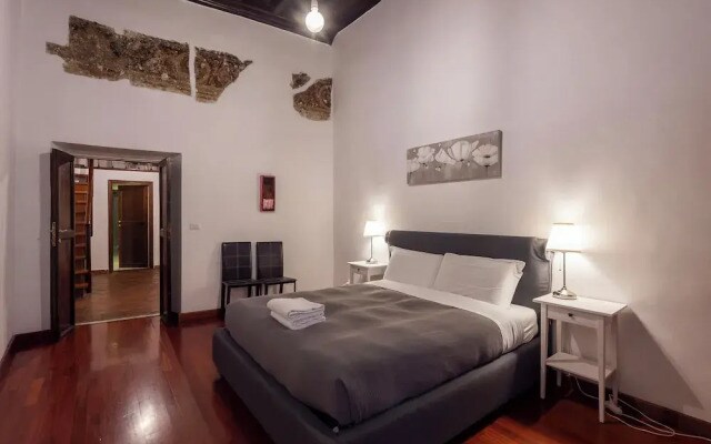 Piazza Navona Charming Large Apartment