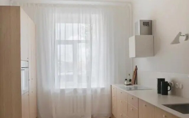 Apartament No.4