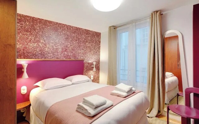 Intimate Studio - 2P - Republique