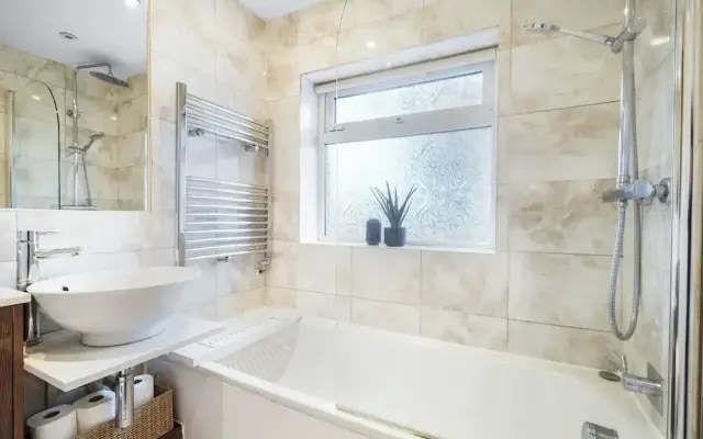 Mount Park Rd Flat
