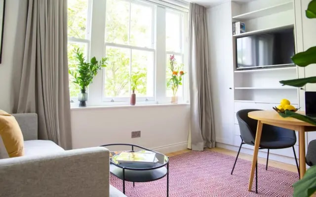 Coleherne Road Residence VIII