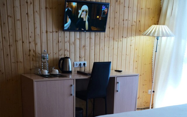 Ostrov Park-Hotel