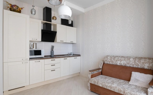 Real Apartments (Риал Апартментс) на проспекте Курортный 105