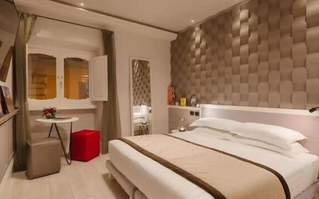 Rhea Silvia Luxury Navona