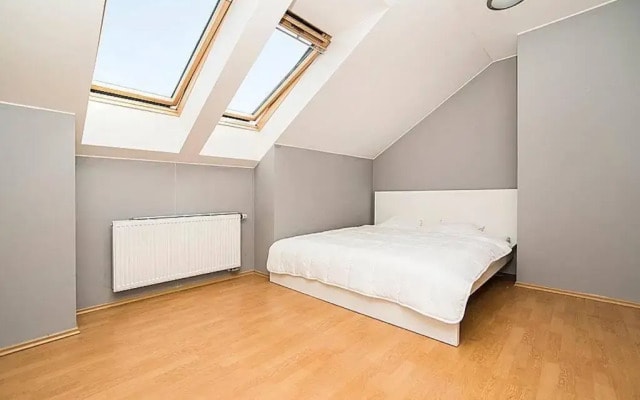 Great Terrace in Big, Central Flat