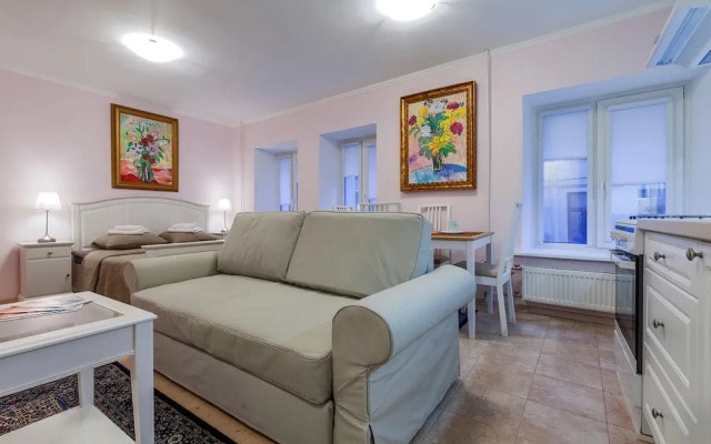 Friends Apartment on Fontanka River