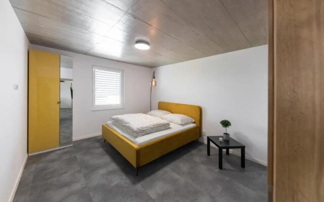 Marley & Me Apartments
