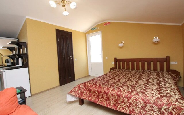 Santa-Fe Mini Hotel