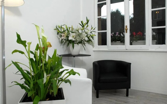 Gardenia Suites