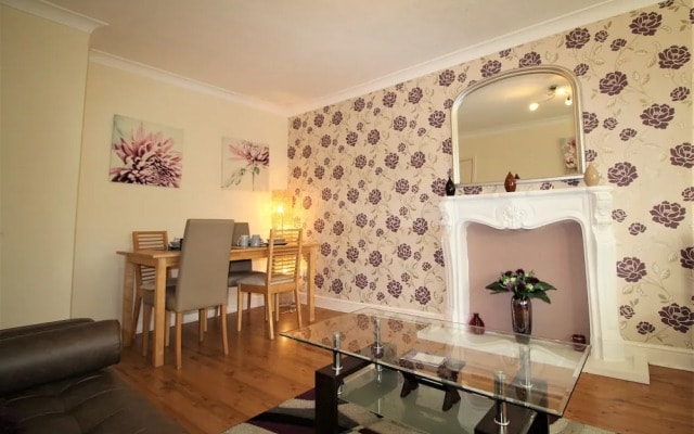 2 Bedrooms - Large Balcony Apartment & Parking