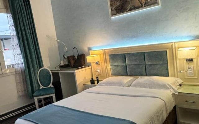 Hotel Grand Paris