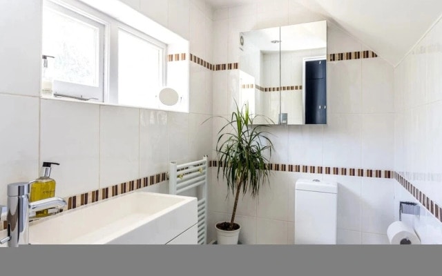 The Blue Grove Nook - 1 Bedroom