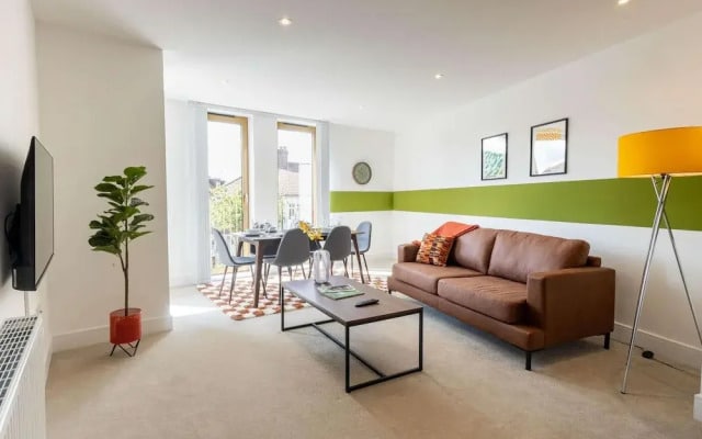 Horniman Museum Harmony Two-bedroom by Sojo Stay