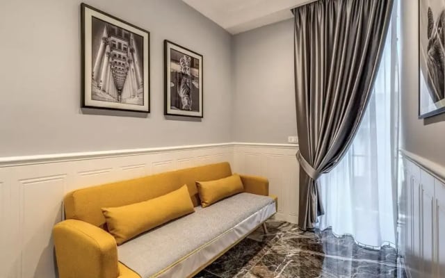 Spanish steps Oasis Suites