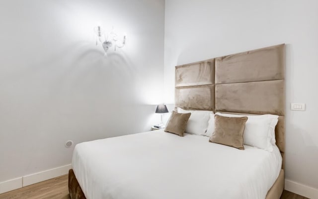 Spanish Queen Apartment