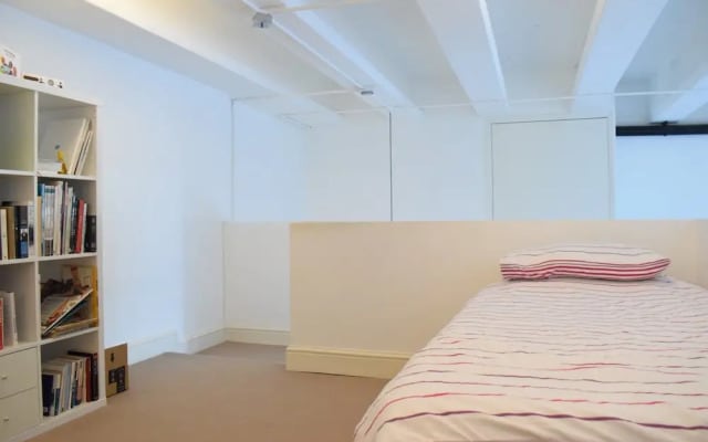Spacious 2 Bedroom Apartment in Fulham
