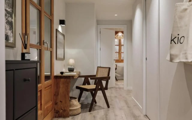 2 BR Picasso Penthouse with Terrace - HOA 42131