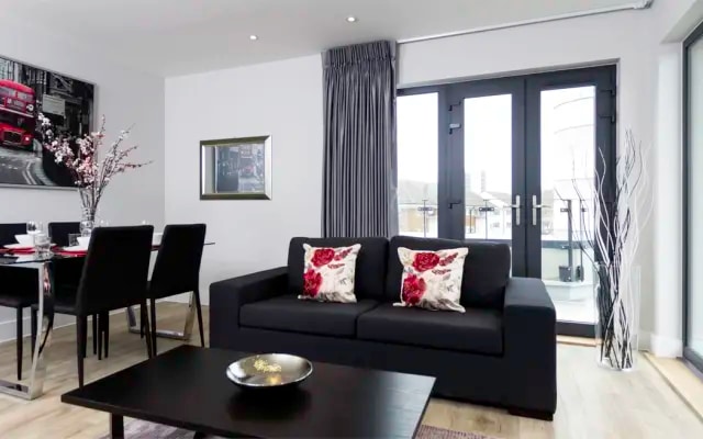 Milestone House by West London Apartments