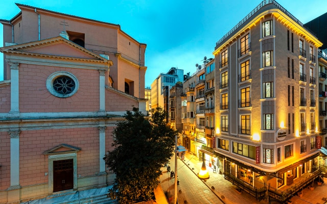 hotelImage