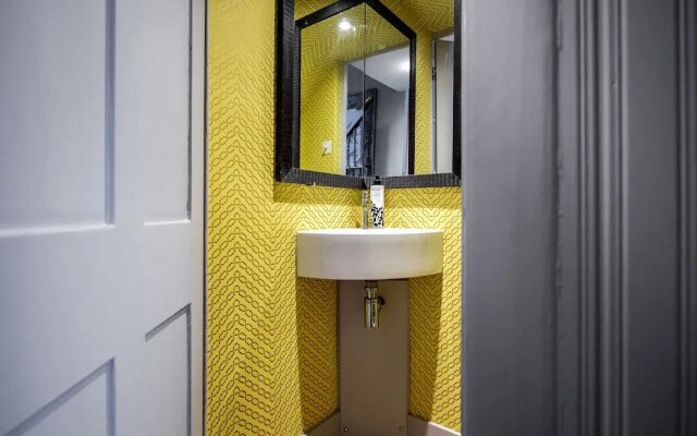 Exquisite Designers Abode