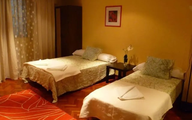 Village Apartments Avenida America