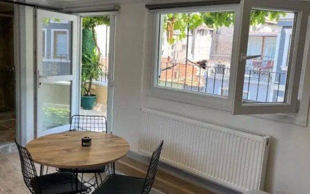 Taksim Neo Pera Suites