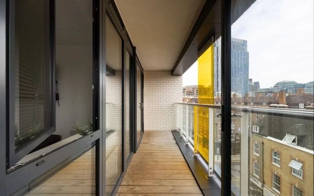 2 Bed Apartment in Shoreditch