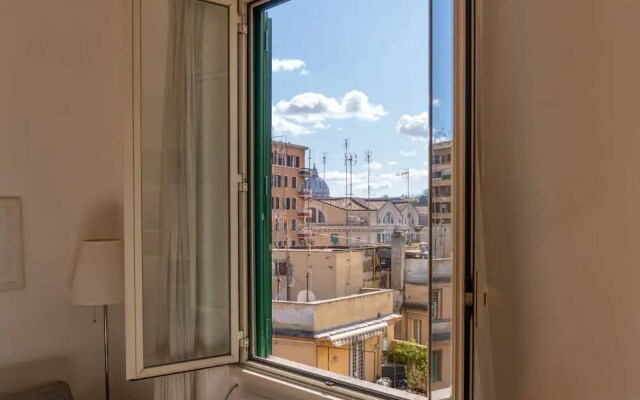 Beatrice Apartment Sistine Chapel